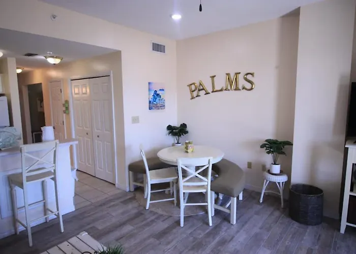 Sunsets And Palms Holiday home *
